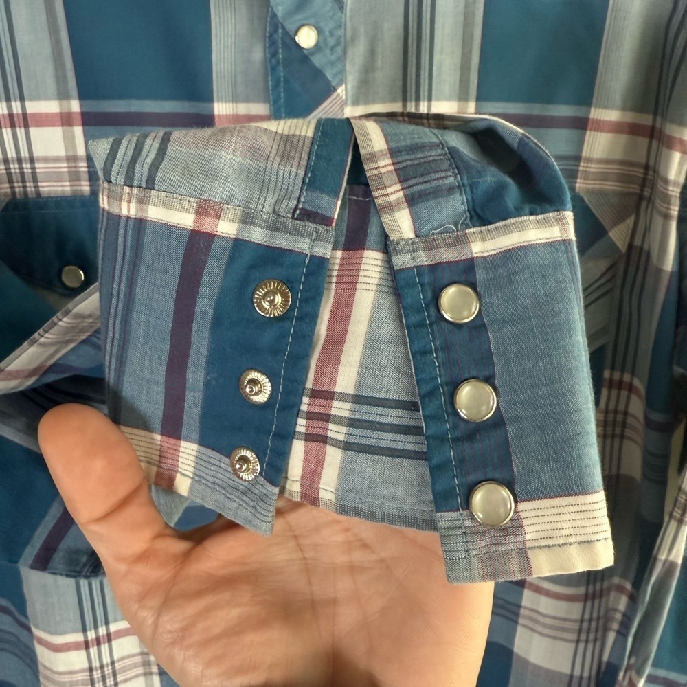 Vintage Wrangler snap button shirt • Men’s unsized - Picture 4 of 6